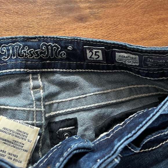 Miss Me Skinny Ankle Jeans - Picture 5 of 5